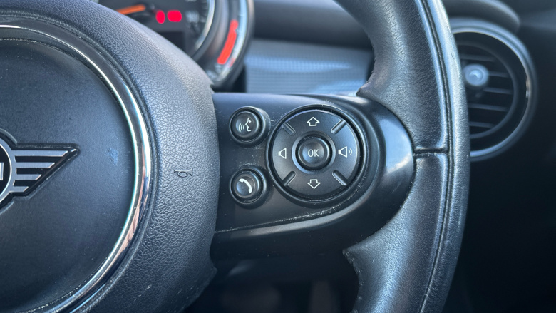 MINI Hatchback 1.5 Cooper Classic II 5dr Auto Petrol Hatchback